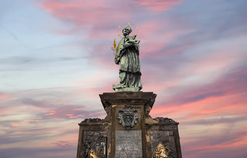 Statue Ponte Carlo Praga